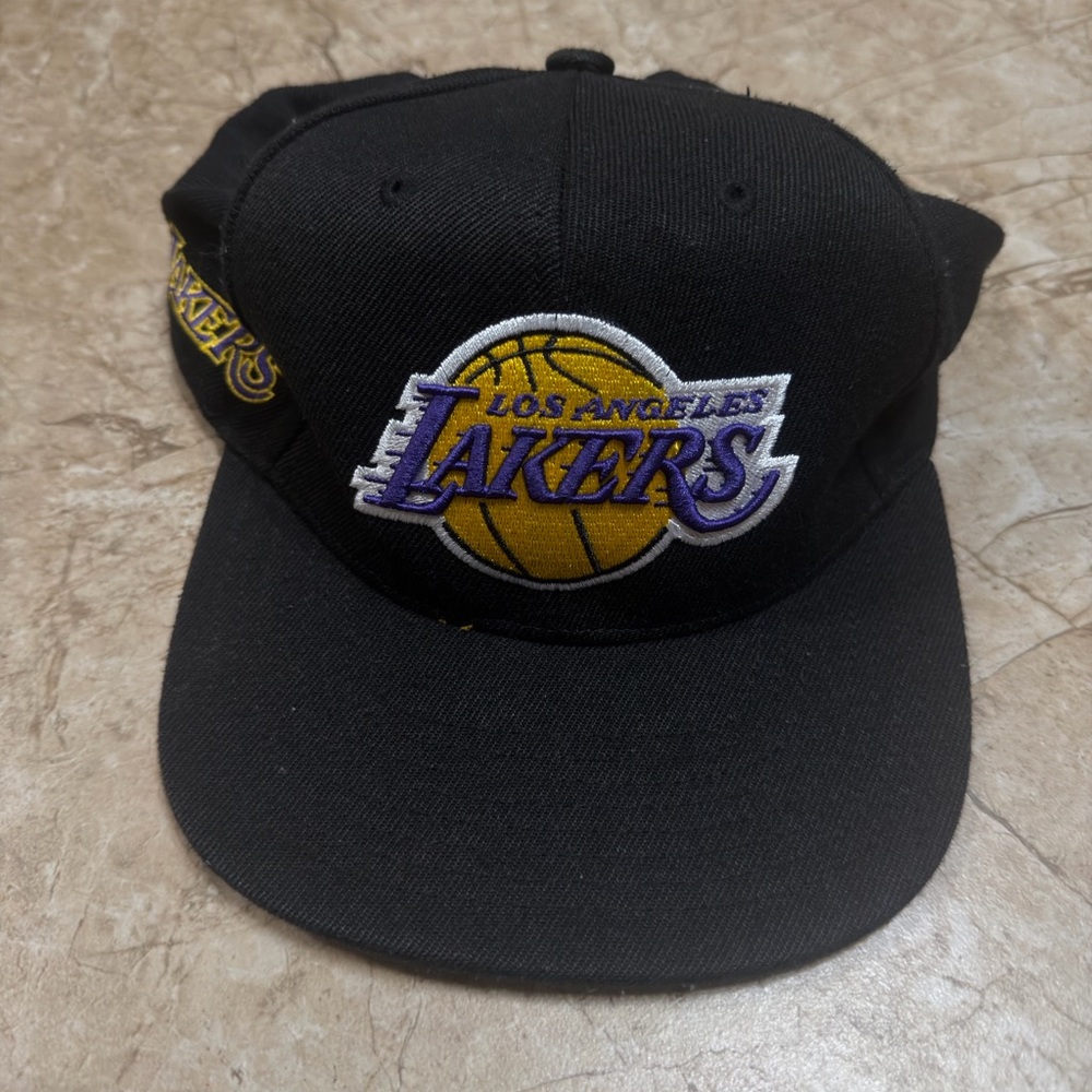 Lakers Mitchell & Ness SnapBack Hat
